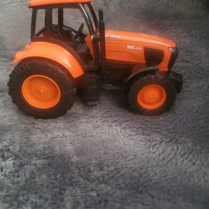 Kubota ms111 Toy tractor